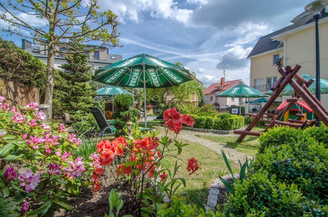 D.L.Blazkiewicz Bed & Breakfast Mielno  Exterior foto